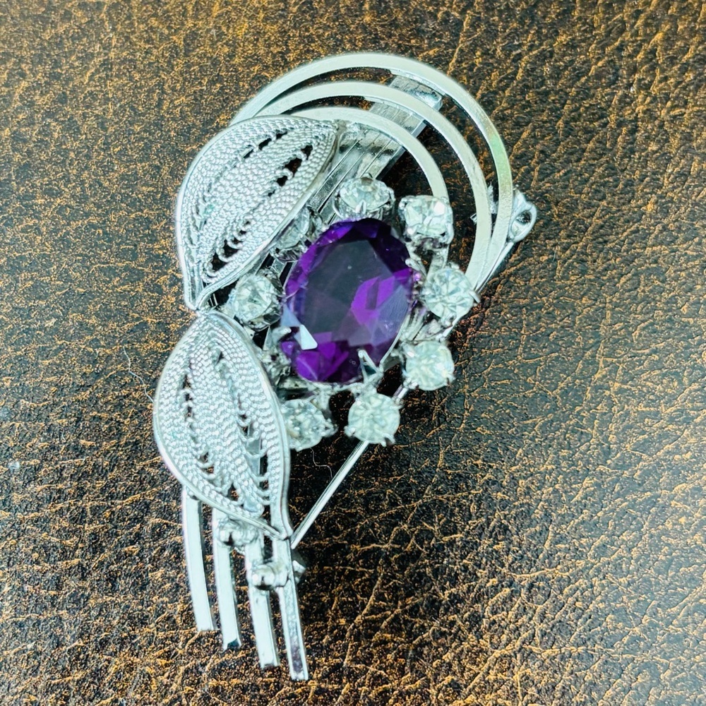 Elegant Silver and Purple Hair Clip